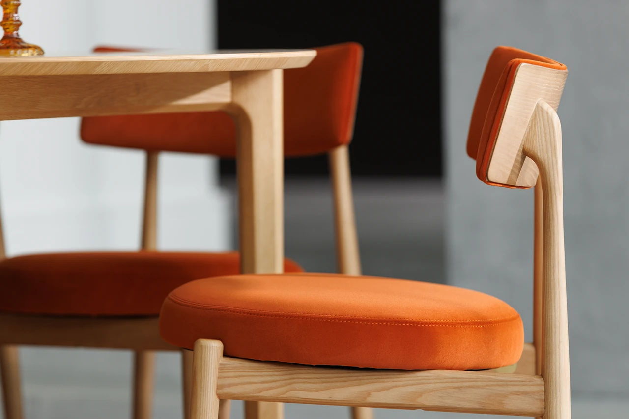 Winchester Dining FI2