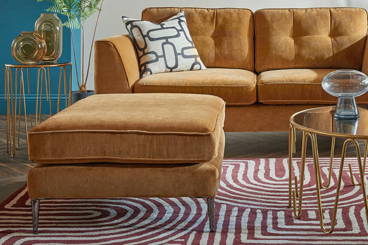 Ellie Range Page Gallery3